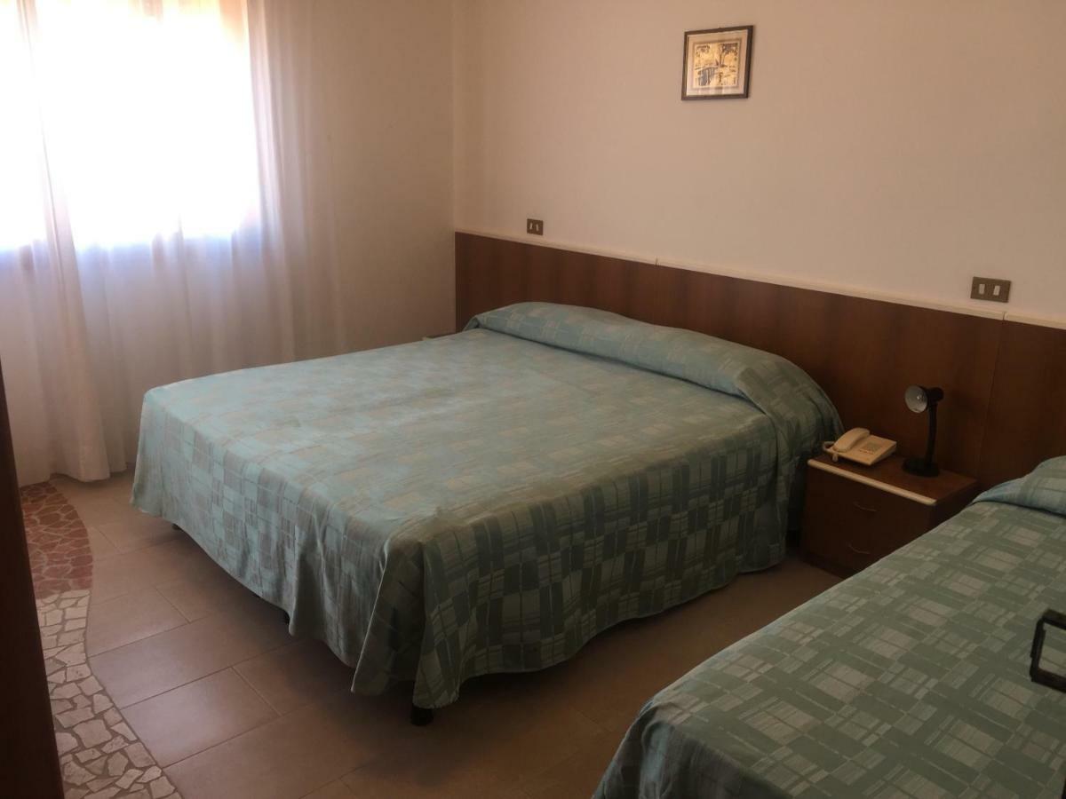 Hotel Margherita 소토마리나 외부 사진