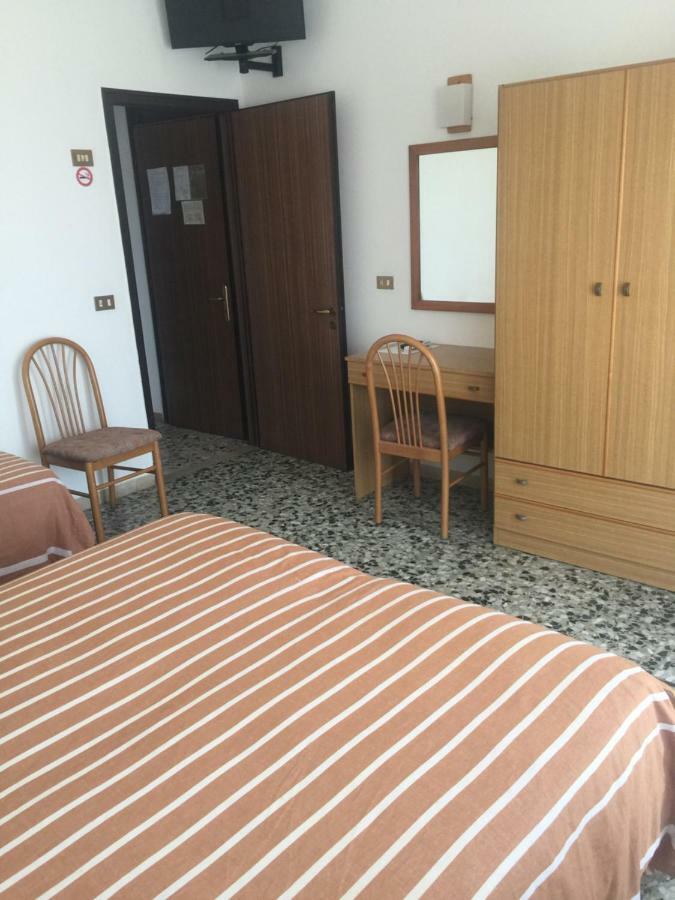 Hotel Margherita 소토마리나 외부 사진